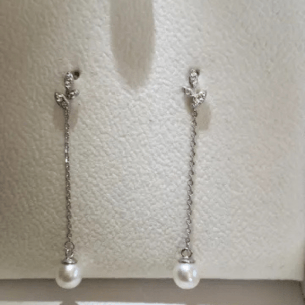 Elegant Cultured Pearl Drop Earrings