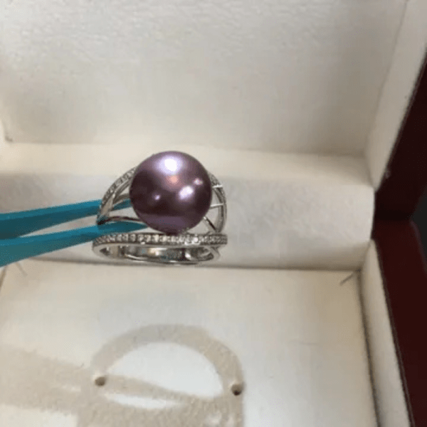 Beautiful Cultured Pearl Ring