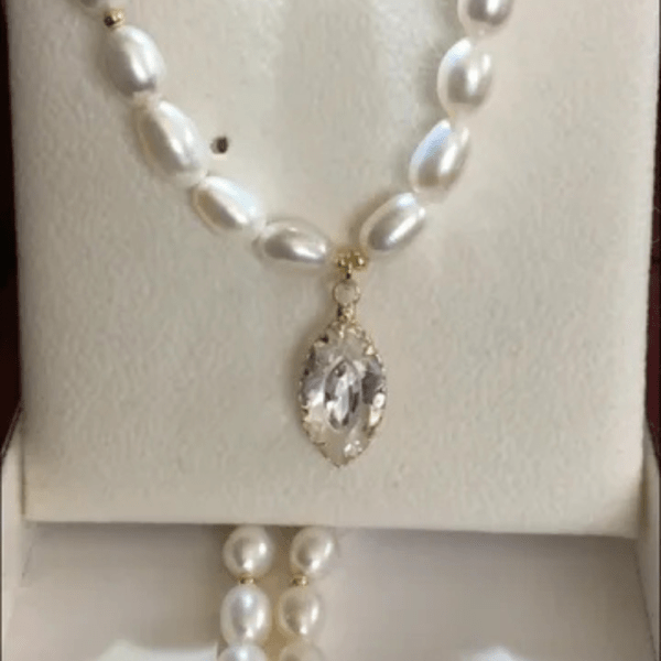 Rice/Bean Pearl Necklace with Crystals