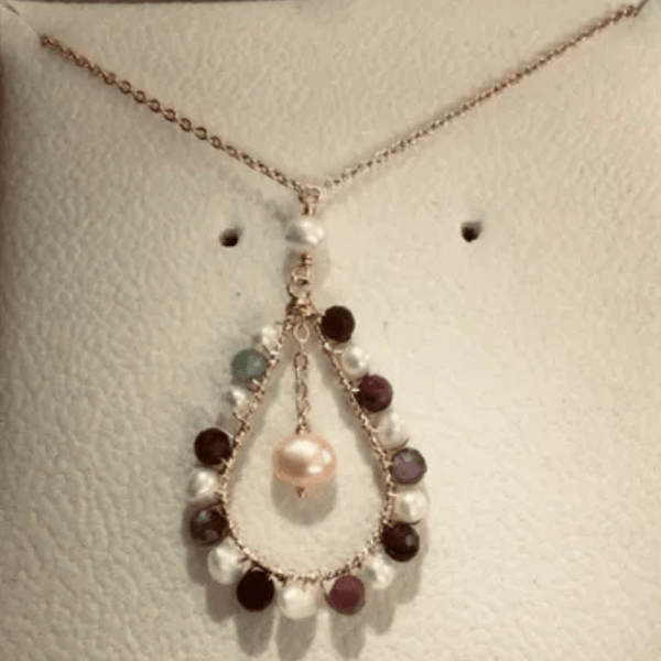 Pearl and Crystal Pendant Necklace